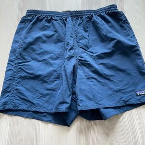 Patagonia navy 5 inch baggies